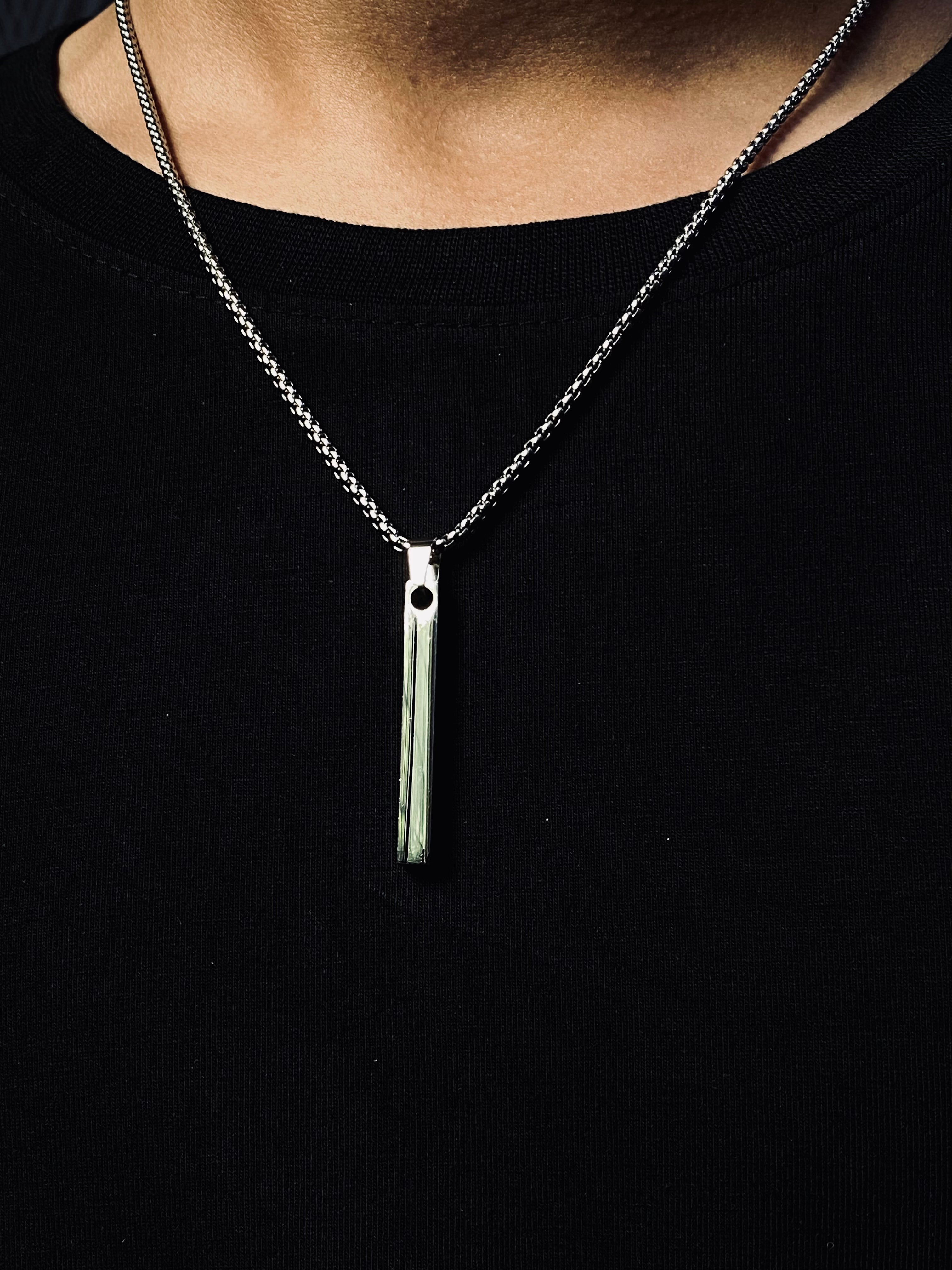 IRON BAR PENDANT