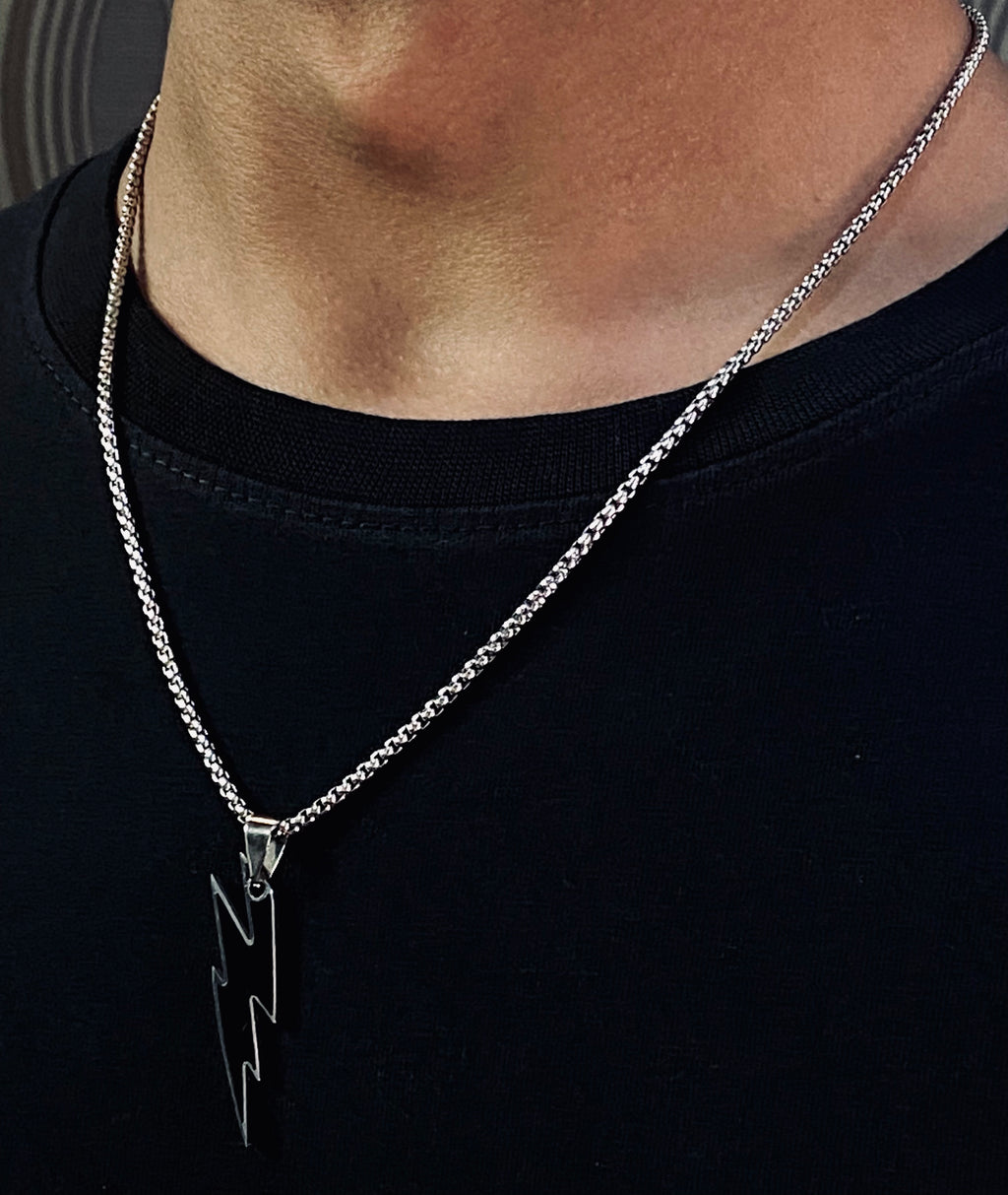 STORM FANG PENDANT