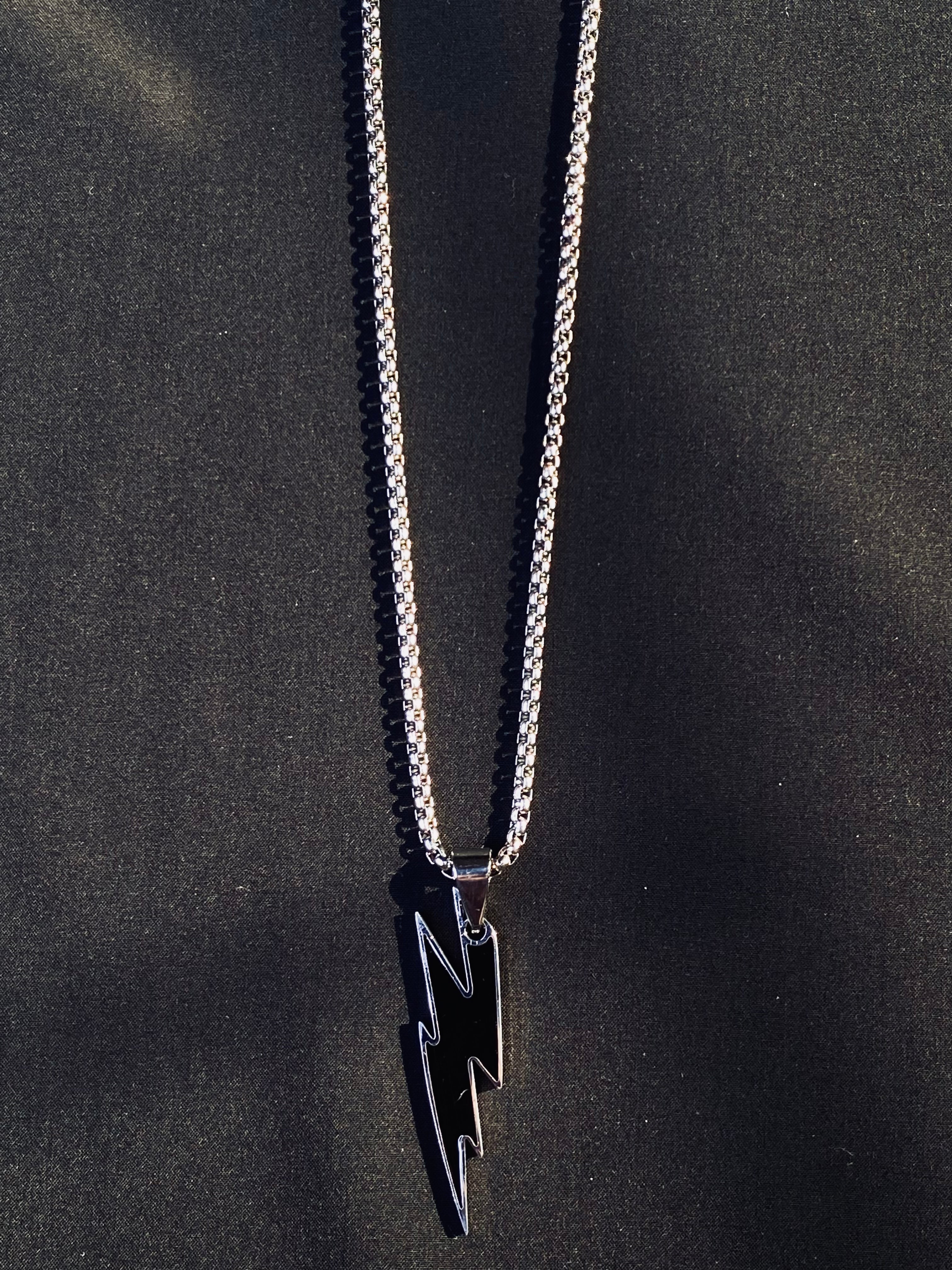 STORM FANG PENDANT