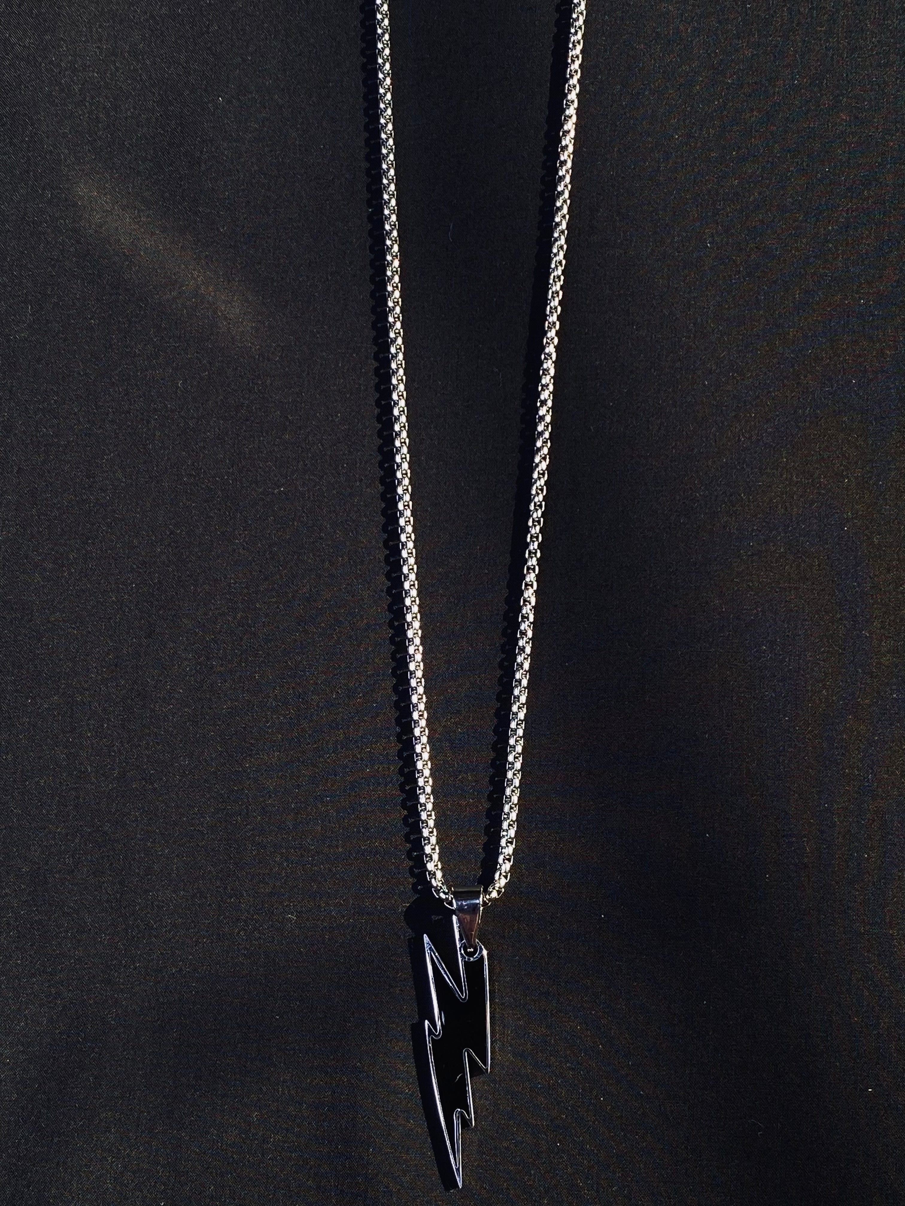 STORM FANG PENDANT