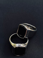 SHADOW ONYX RING